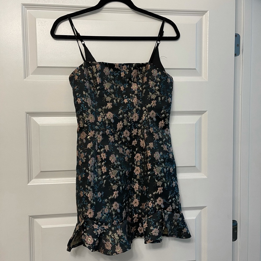 super down dress NEVER WORN